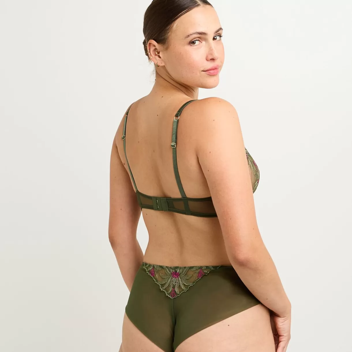 Poitrine Généreuse (bonnets E, F Et G) | Soutien-gorge Corbeille / Emboîtant<FATALE SOUTIEN-GORGE CORBEILLE MULTICOLOR